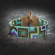 Ethnic bracelet - beading - Hilo